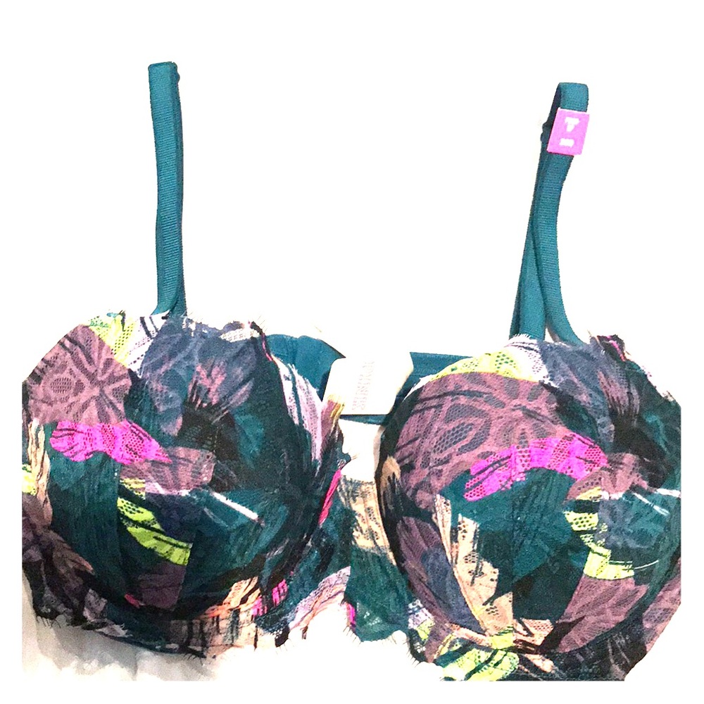 PINK/ VICTORIA SECRET BRA